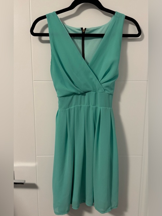 Simons Dresses & Skirts - Sleeveless V-Neck Aqua/Light Teal Women's Midi Summer Dress